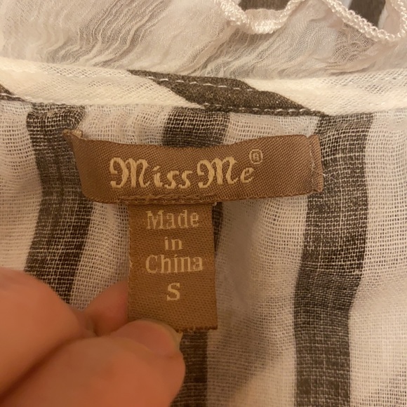 👚HOST PICK👚Ruffled Miss Me Top - Picture 7 of 7